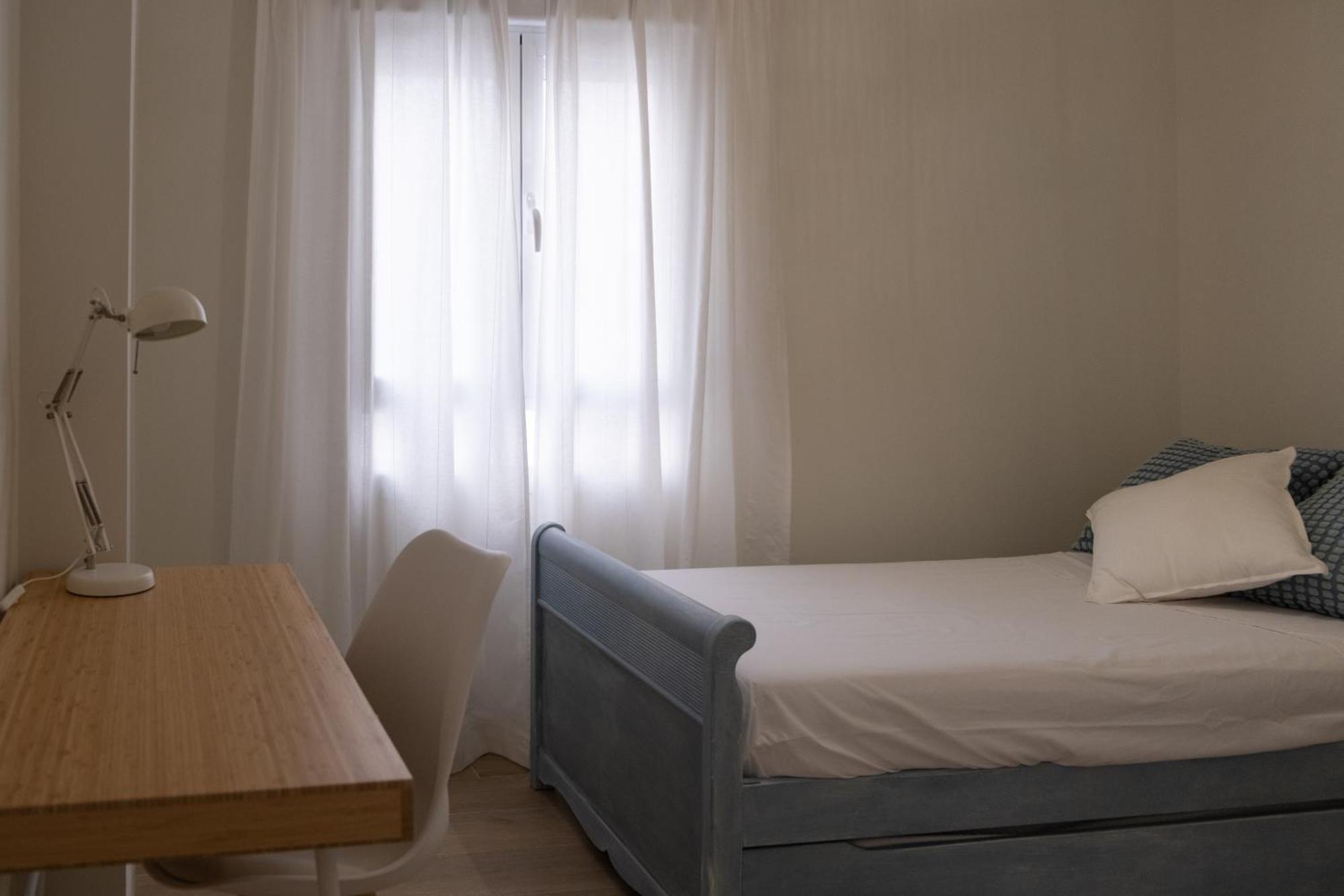 Victoria'S Home Modern And Cosy 2 Bedroom Apartment Malaga Bagian luar foto