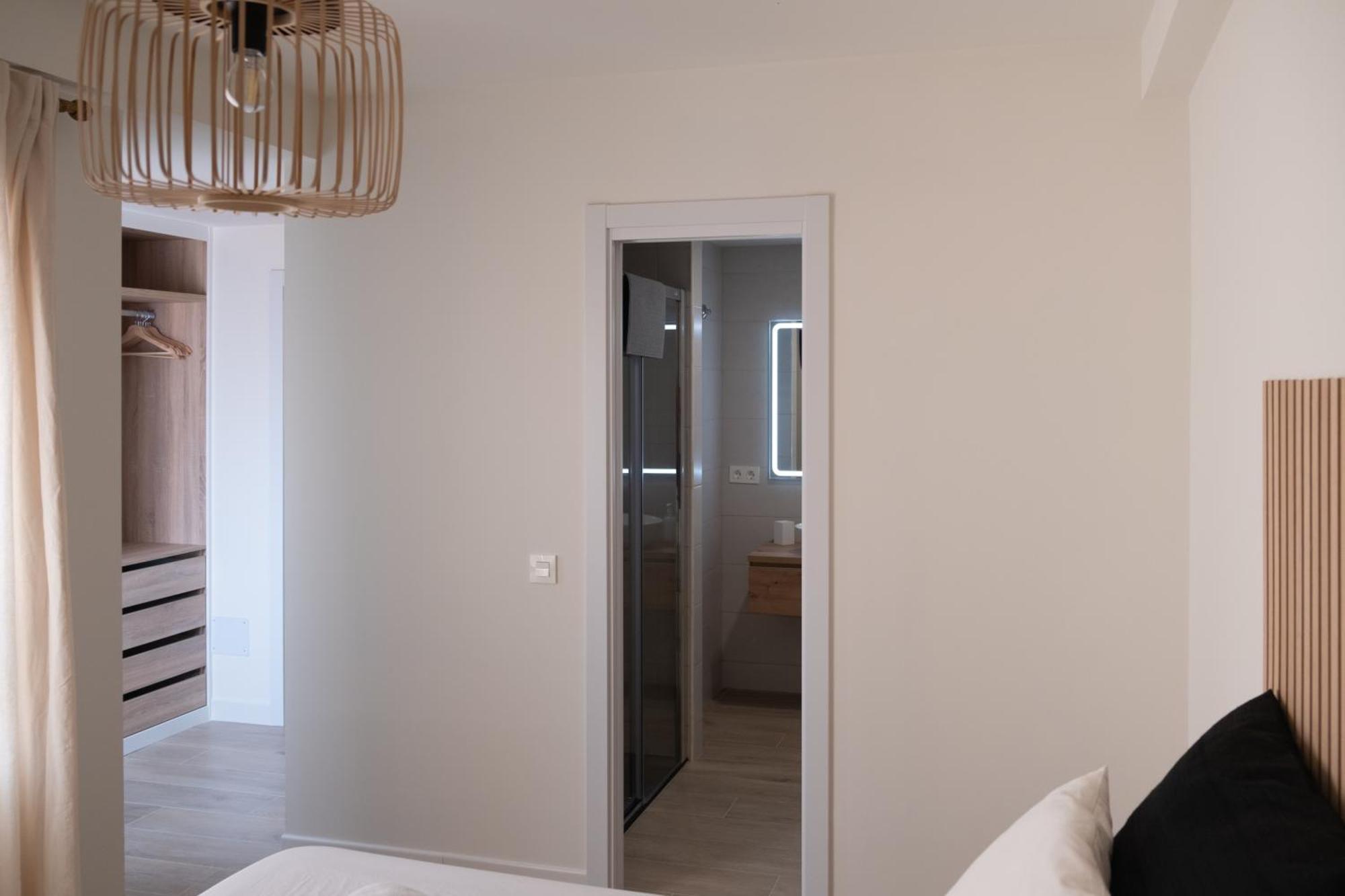 Victoria'S Home Modern And Cosy 2 Bedroom Apartment Malaga Bagian luar foto