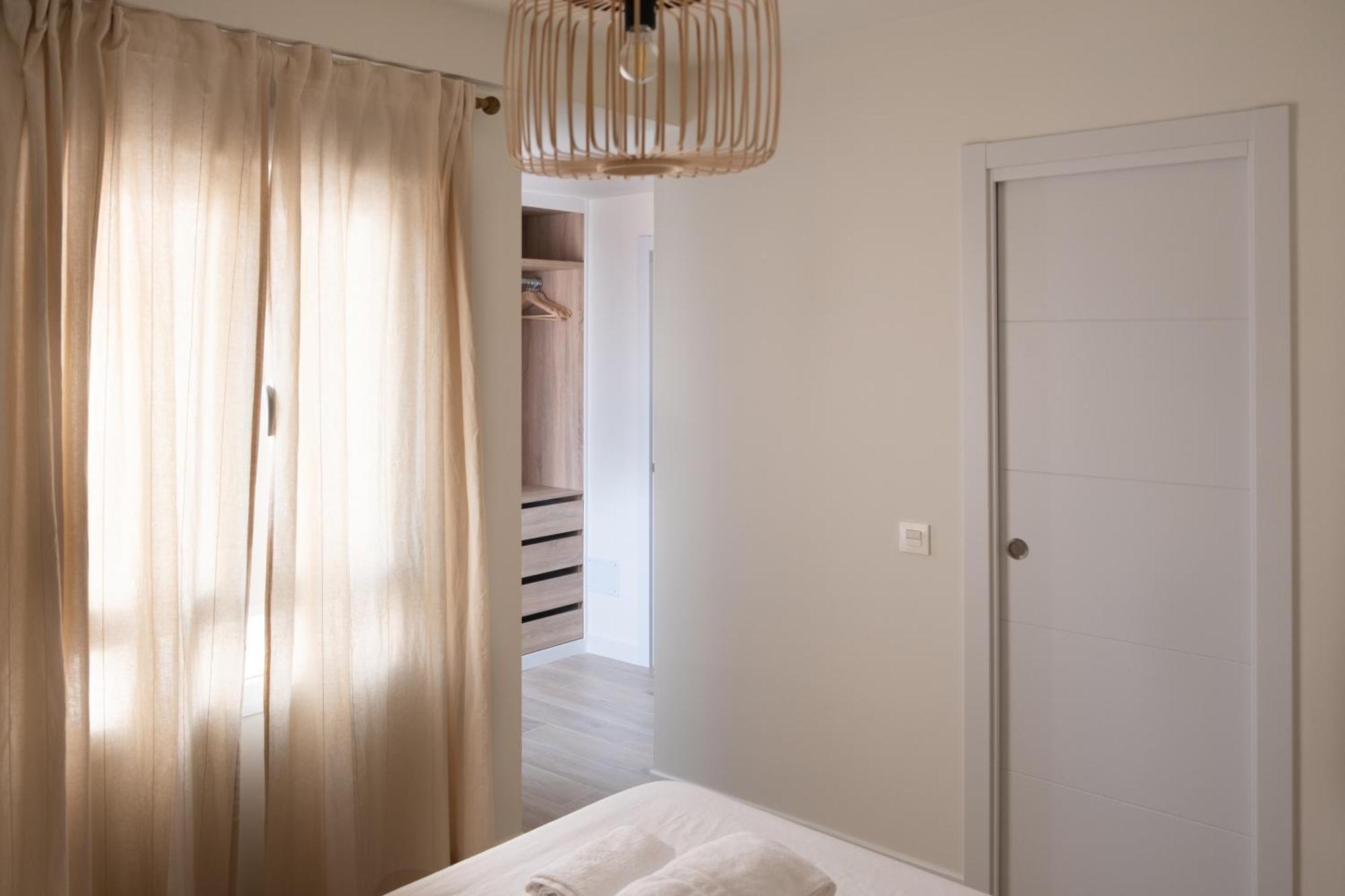 Victoria'S Home Modern And Cosy 2 Bedroom Apartment Malaga Bagian luar foto